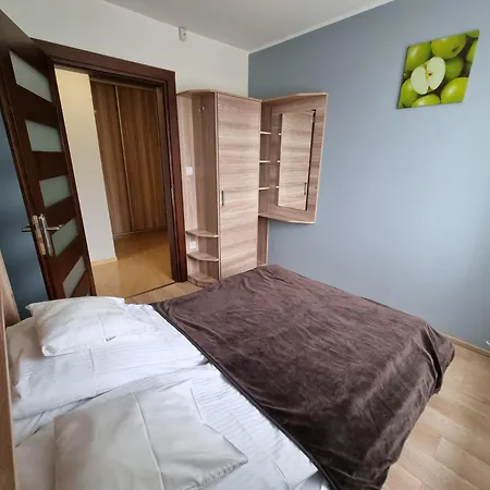 Wczasy Royal * ヤスタルニャ