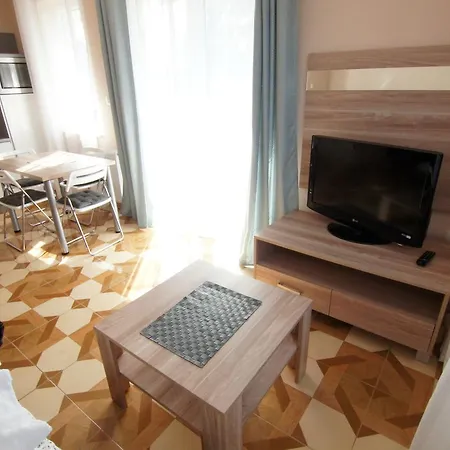 Wczasy Royal Apartament *