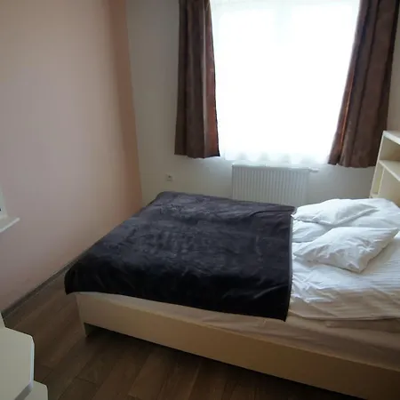 Apartament Wczasy Royal *